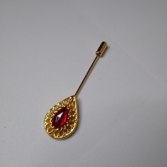 Vintage Tear Drop Shaped Red Stickpin Brooch - Picture 2 of 12